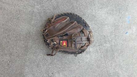 Easton softball catchers glove