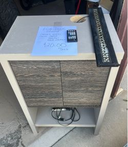 Fish Tank Stand and Accessories
