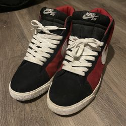 Nike SB Blazer High Bred Size 9.5 