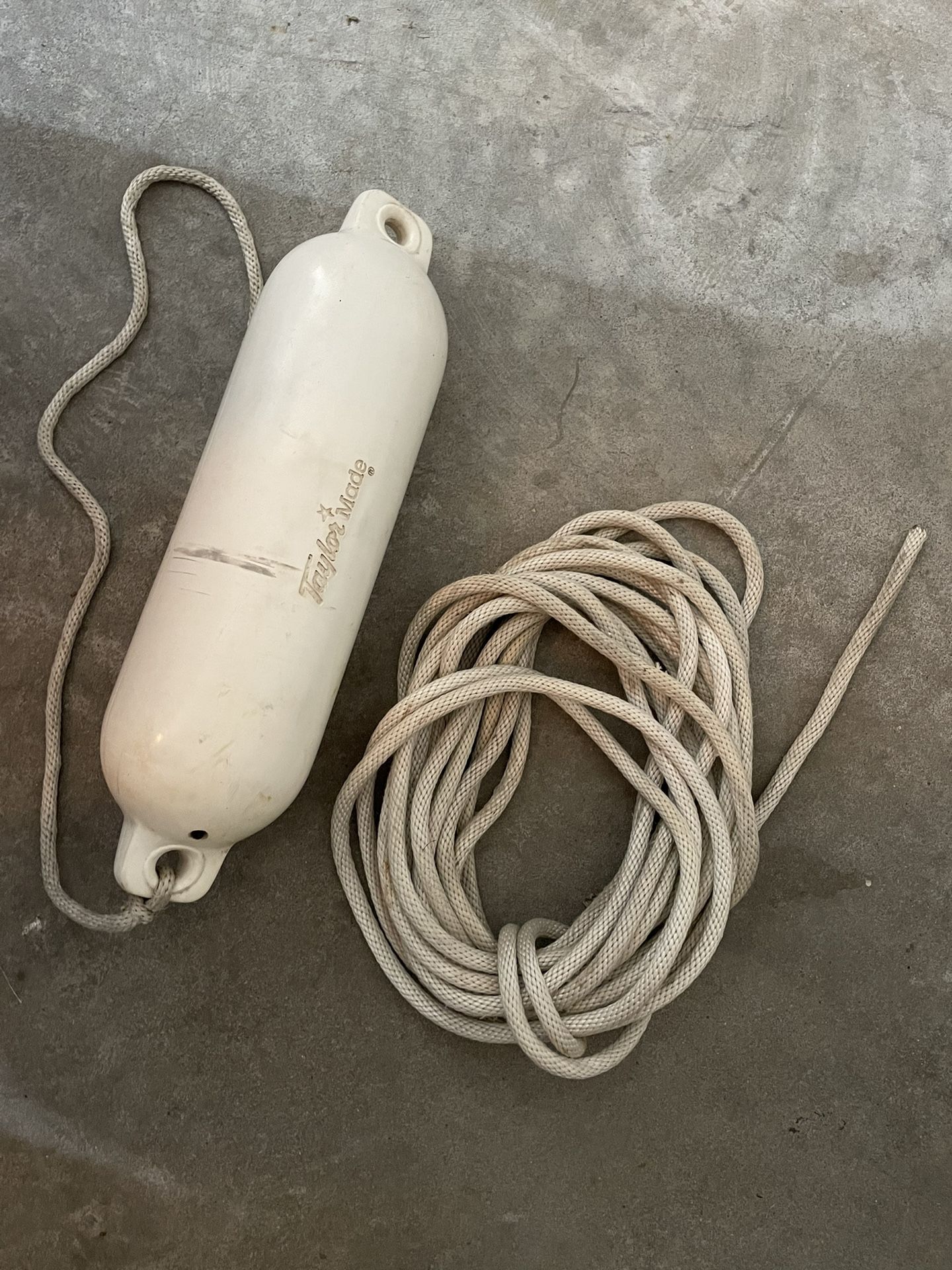 50’ Anchor Line And Boat Fender