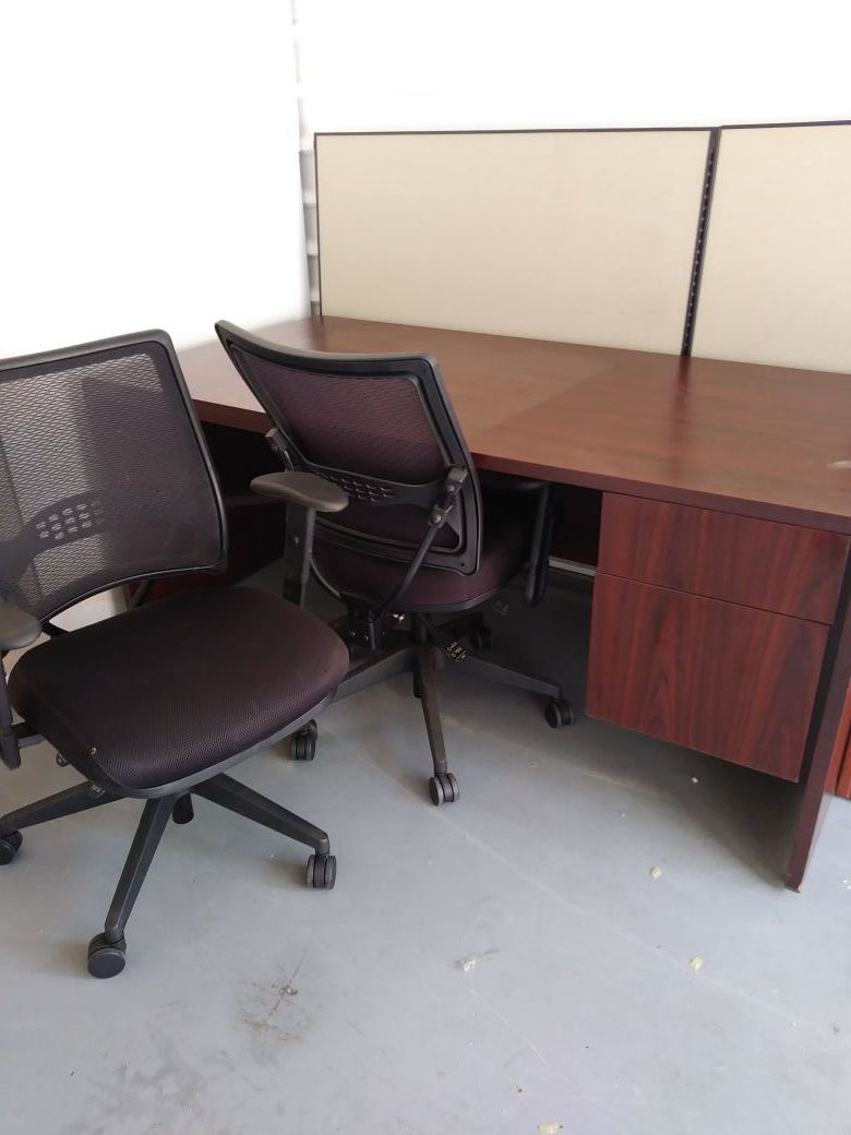 Office furniture and wall panels