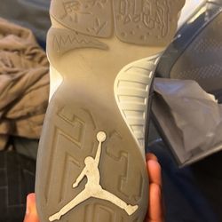 Jordan 9 cool grey size 10.5