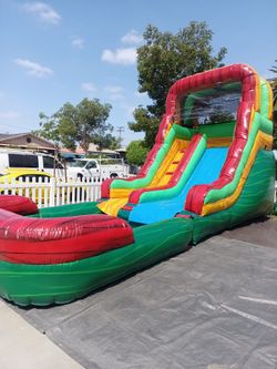 sillas, mesas, Jumper, Tobogán y toro mecánico, carpas de 10×20 y 20×20, aparta tu fecha. Con gusto le atenderemos en toda el área de San Bernardino