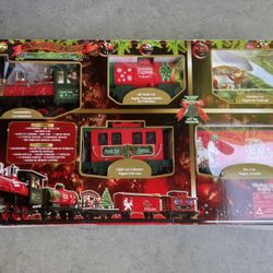 Eztec North Pole Express Train Set Christmas Wireless Remote Musical 33 Pieces