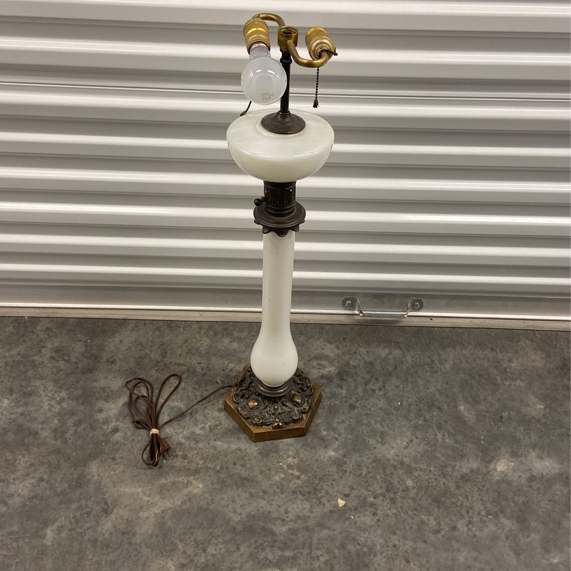 Lamp Milk Glass Vintage