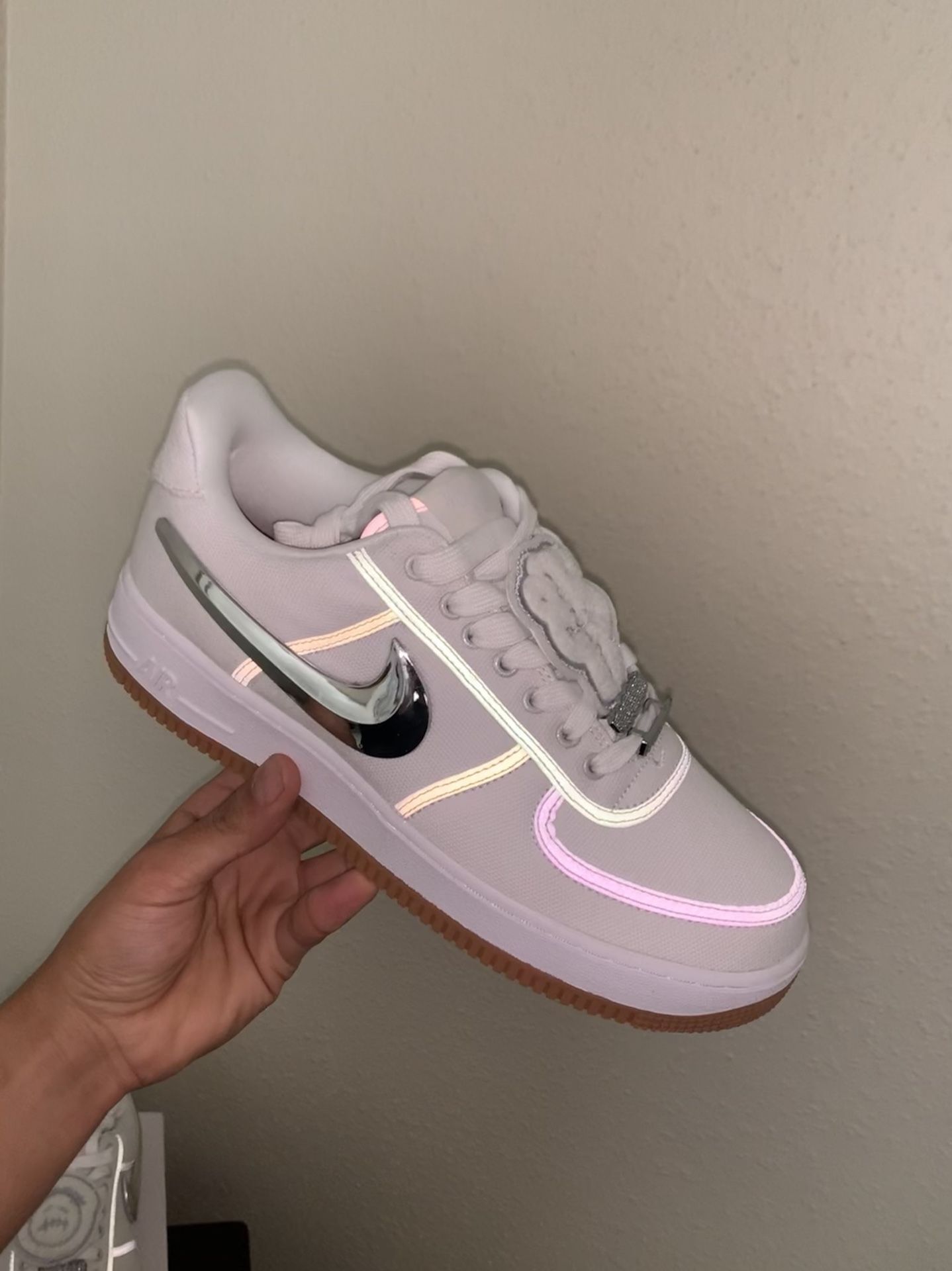 white air force 1 travis scott