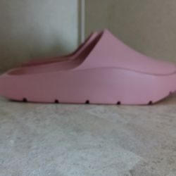 Women's Jordan Slides- Size 6