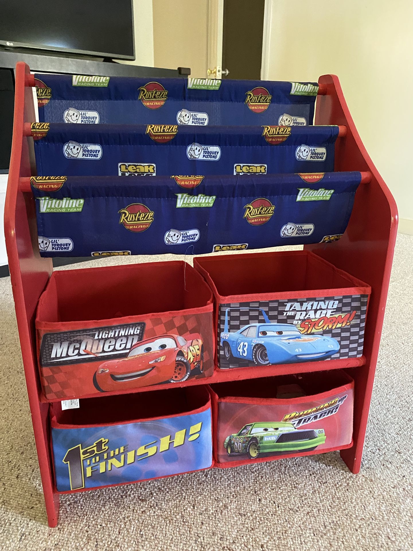 Bookshelf with toys organizer for kids