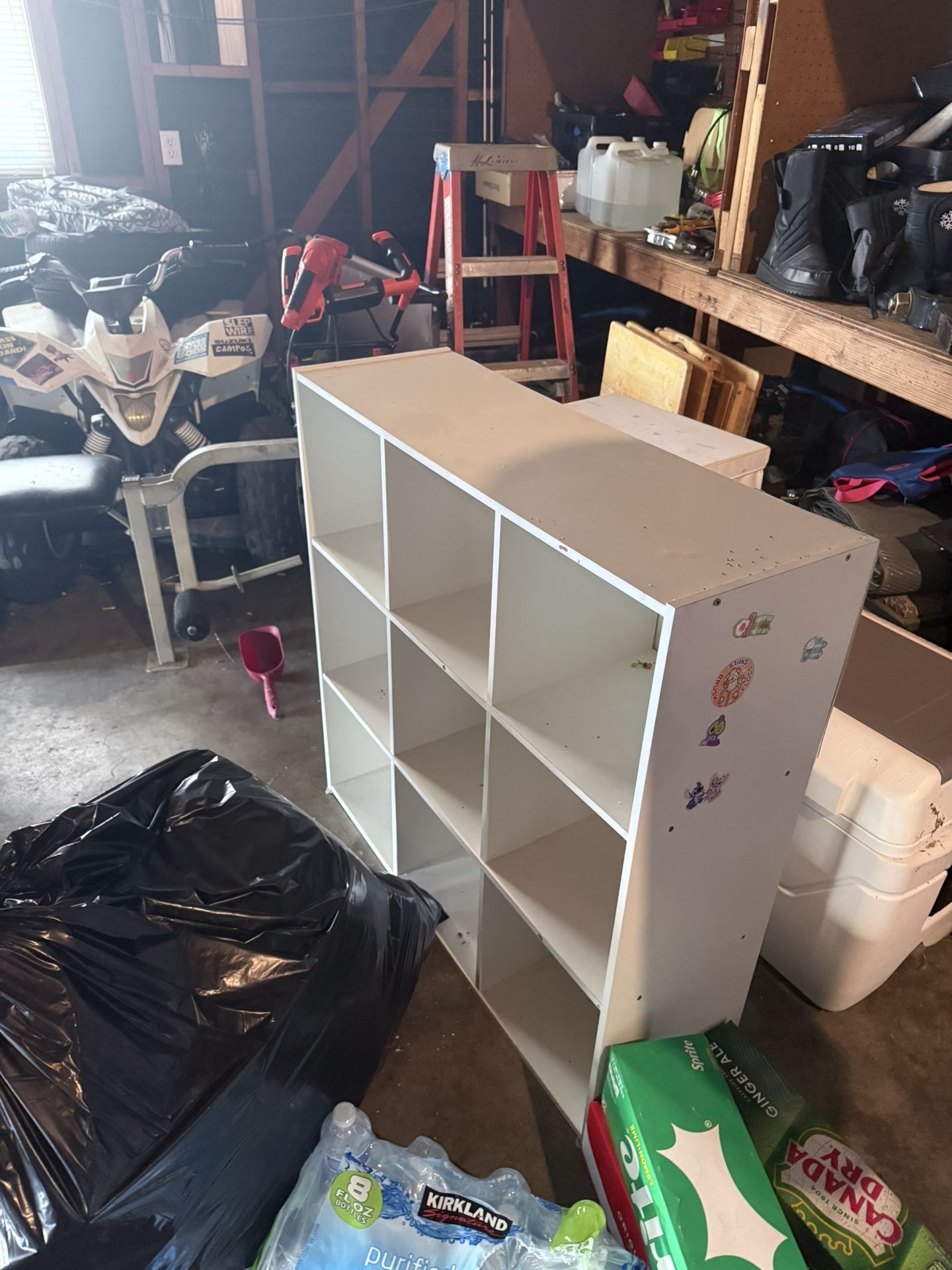 moving out sale