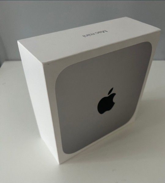 Mac Mini M2 (Excellent Condition)