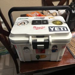 Pelican 8 Cooler 