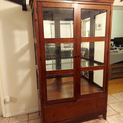 Vitrina Grande En Buenas Condiciones 