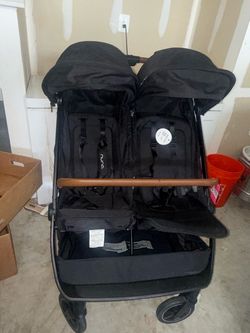 Nuna Double Stroller Black