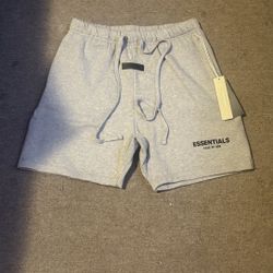 Essential Shortd 