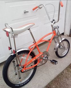 2021 Schwinn Stang - Ray "ORANGE KRATE" 20" Muscle Bike