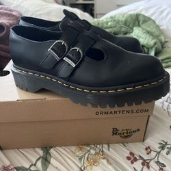 Dr Martens Women’s Mary Jane size 9