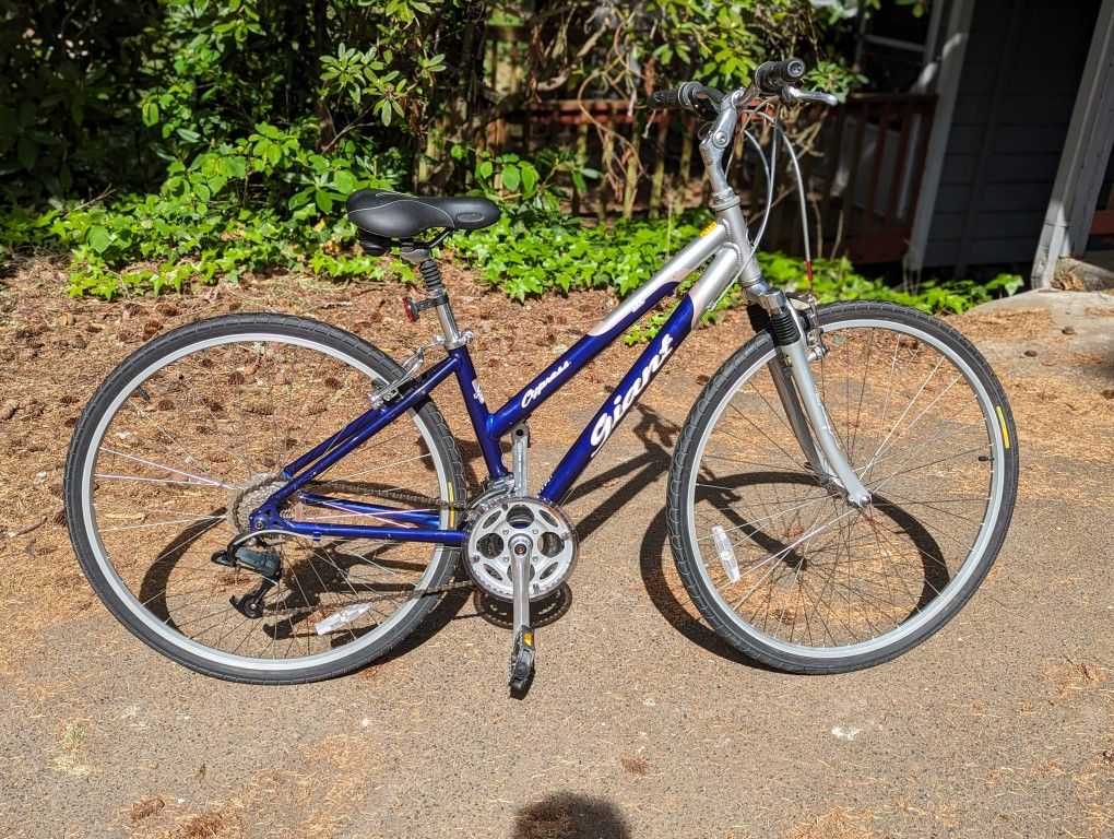 Giant Cypress DX Step Through Hybrid Bicycle Size Small