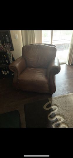 Beautiful leather couches