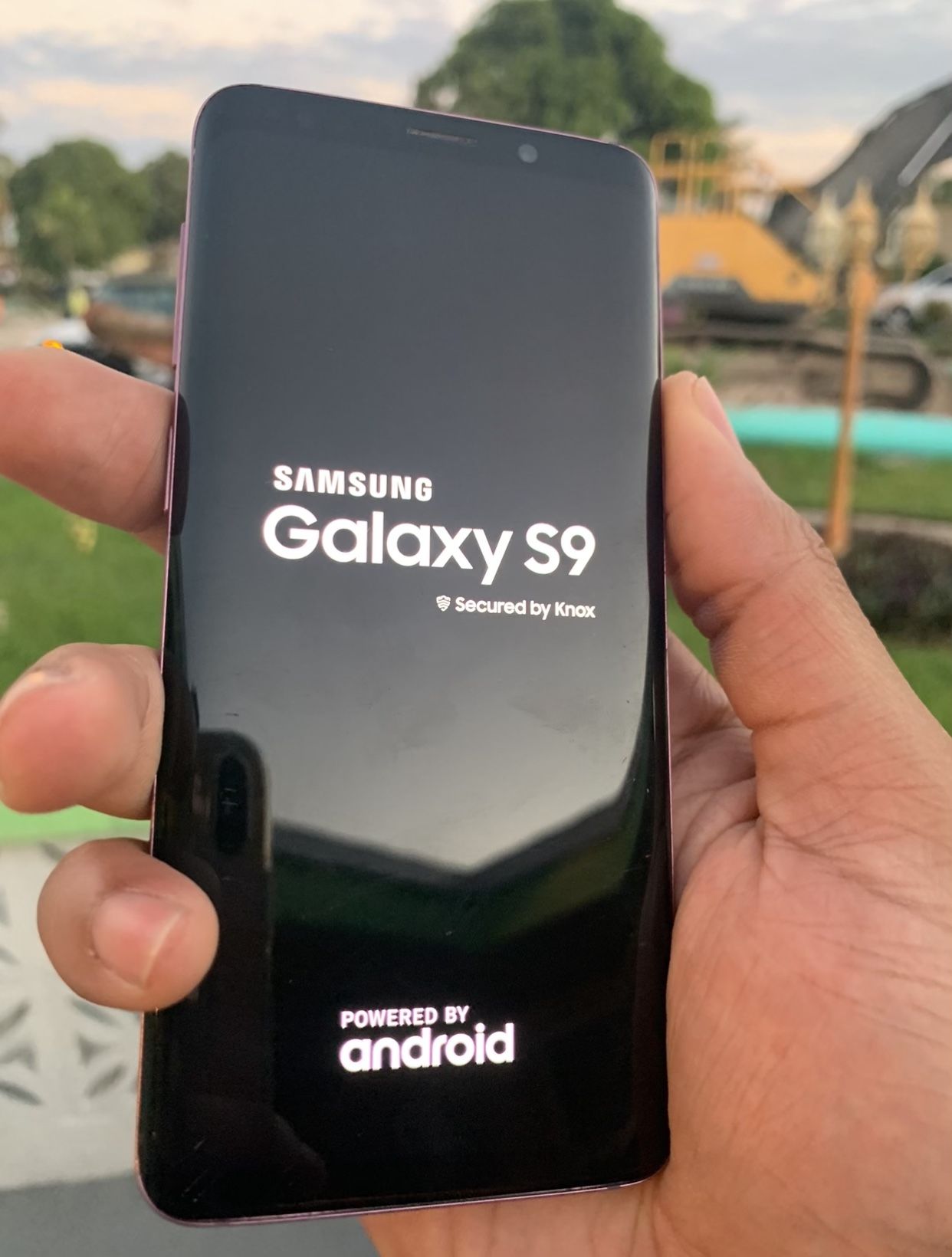 UNLOCKED SAMSUNG GALAXY S9 / LOW PRICES
