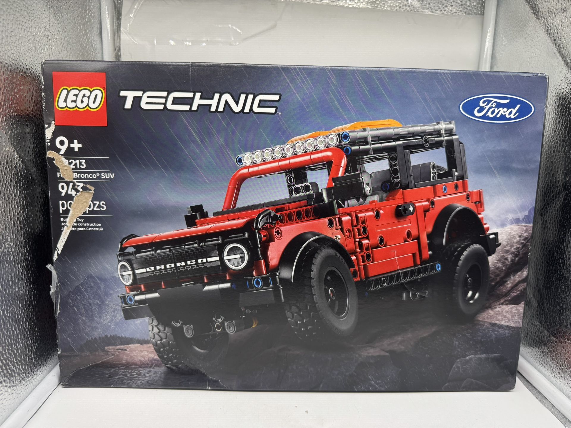LEGO Technic Ford Bronco Kids Toy Car - Authentic Ford Bronco Trim & Details - 42213 - Building Toy for Boys and Girls, Ages 10+ - Car Toy and Model K