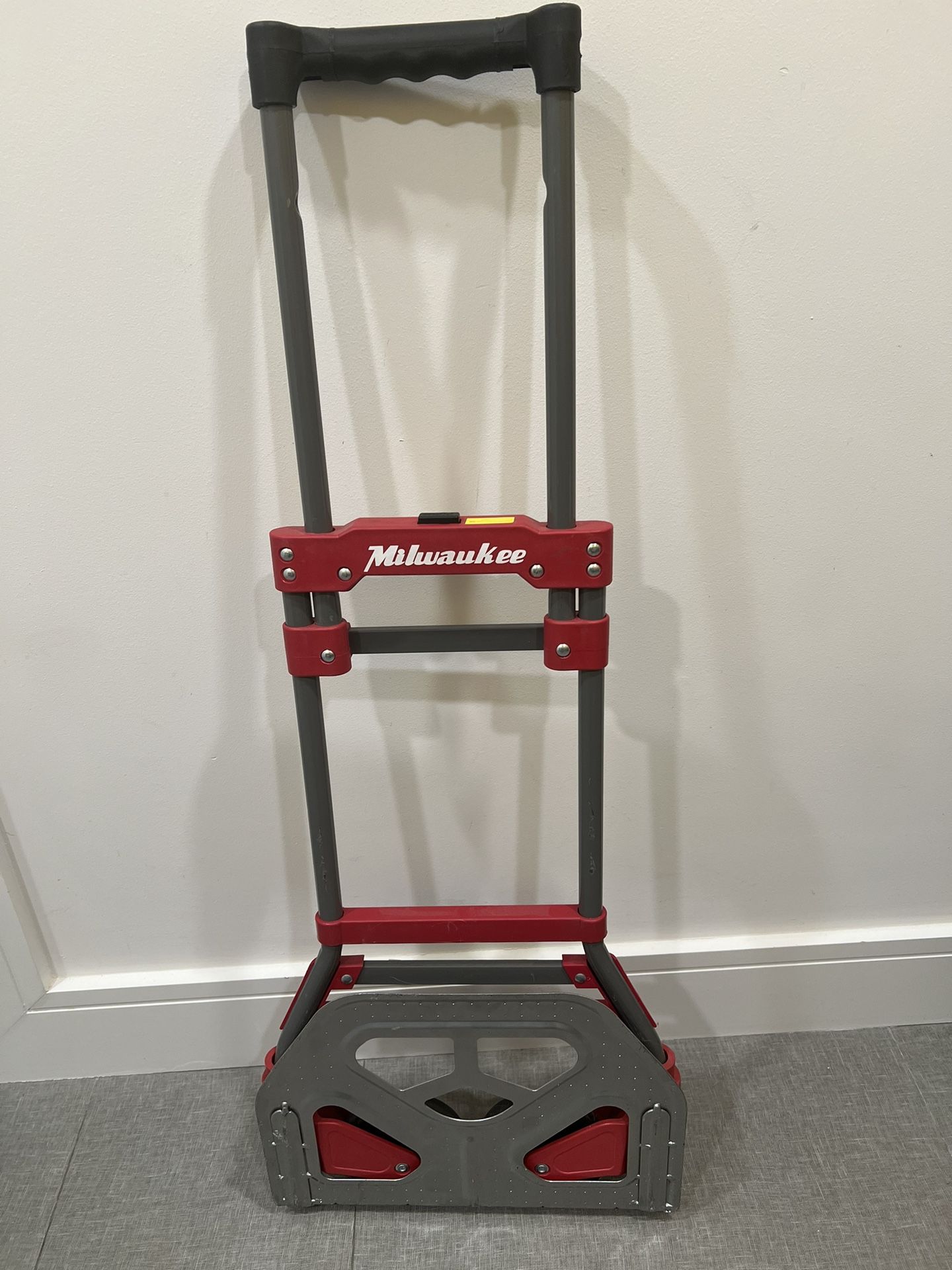 Milwaukee Fold Up Dolly