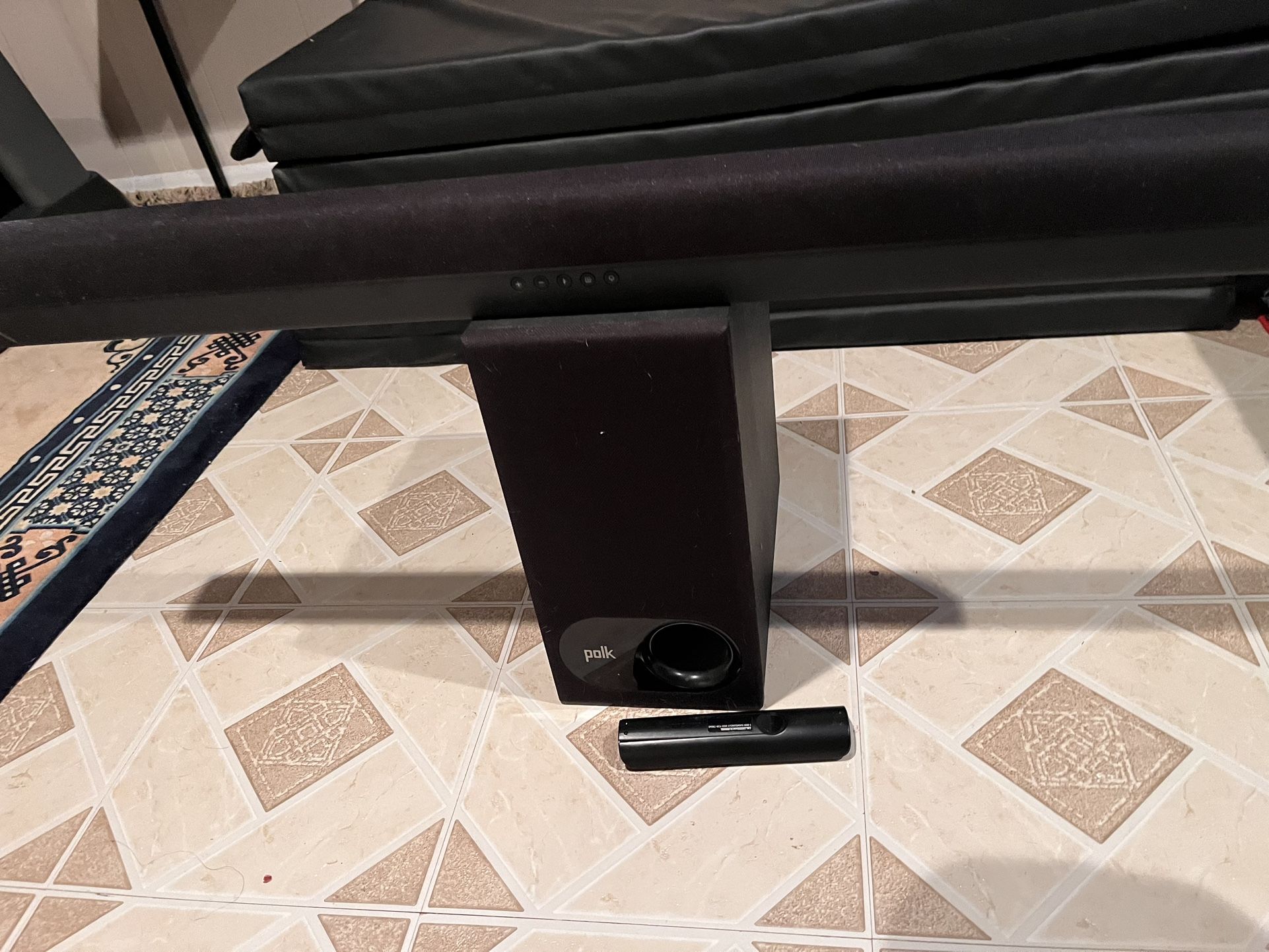 Polk Audio, Ultra Slim TV Sound Bar with Voice Adjust.