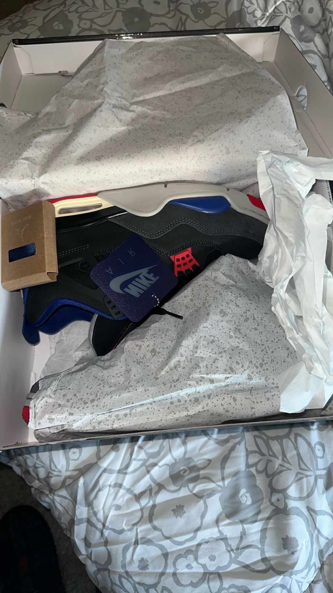 Jordan 4 Rare Air