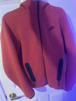 Red Nike Tech