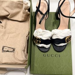 Gucci black leather mid- heel size: 37.5 = 7.5 US