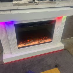 New 55” Electric Fireplace W Thermostat And 3-level Brightness.  Free Delivery!