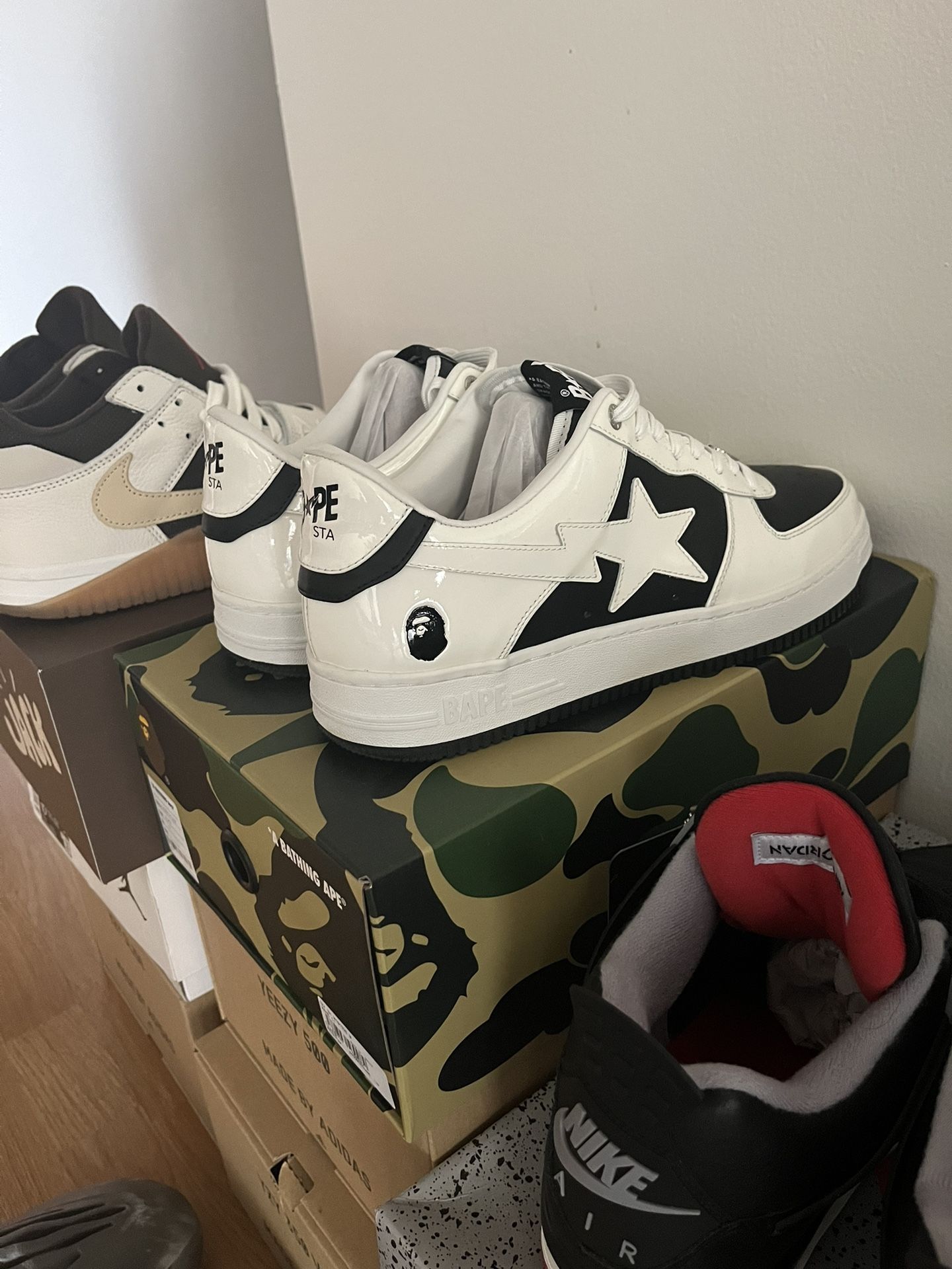 Reverse Panda Bapestas 