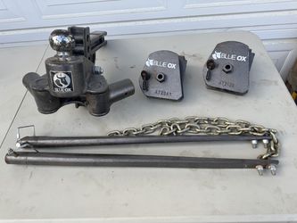 Blue Ox Weight Distribution Hitch with Sway Bars and Brackets