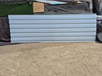 10'ft X 38" METAL ROOF SHEETS// 15 PIECE AVAILABLE  $700 FOR ALL 15