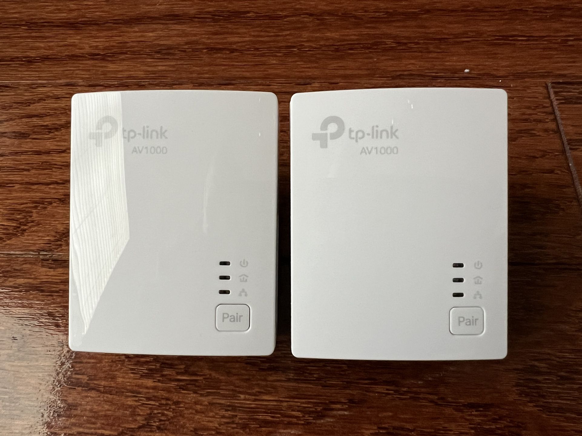 Brand new TP-Link Powerline Ethernet Adapter Starter Kit - AV1000 Gigabit Port, Ethernet Over Power