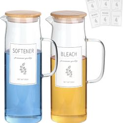 Set of 2 Glass Carafes with Bamboo Lids