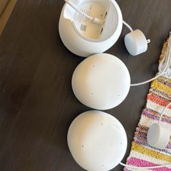 Google Mesh Router And 2 Satellites 