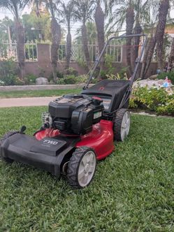 Lawnmower lawn mower