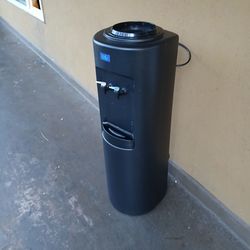 Brio water dispenser