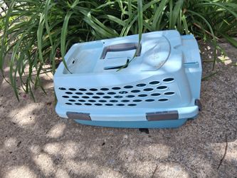 Smaller kennel cab