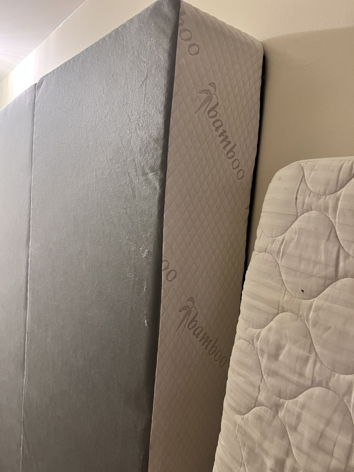 Split Bamboo (brand) Box springs In Brooklyn