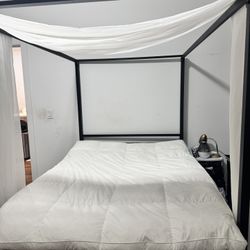Queen Canopy Bed Frame 