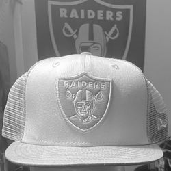 Fitted Raiders Hat - 7 1/2 - NFL
