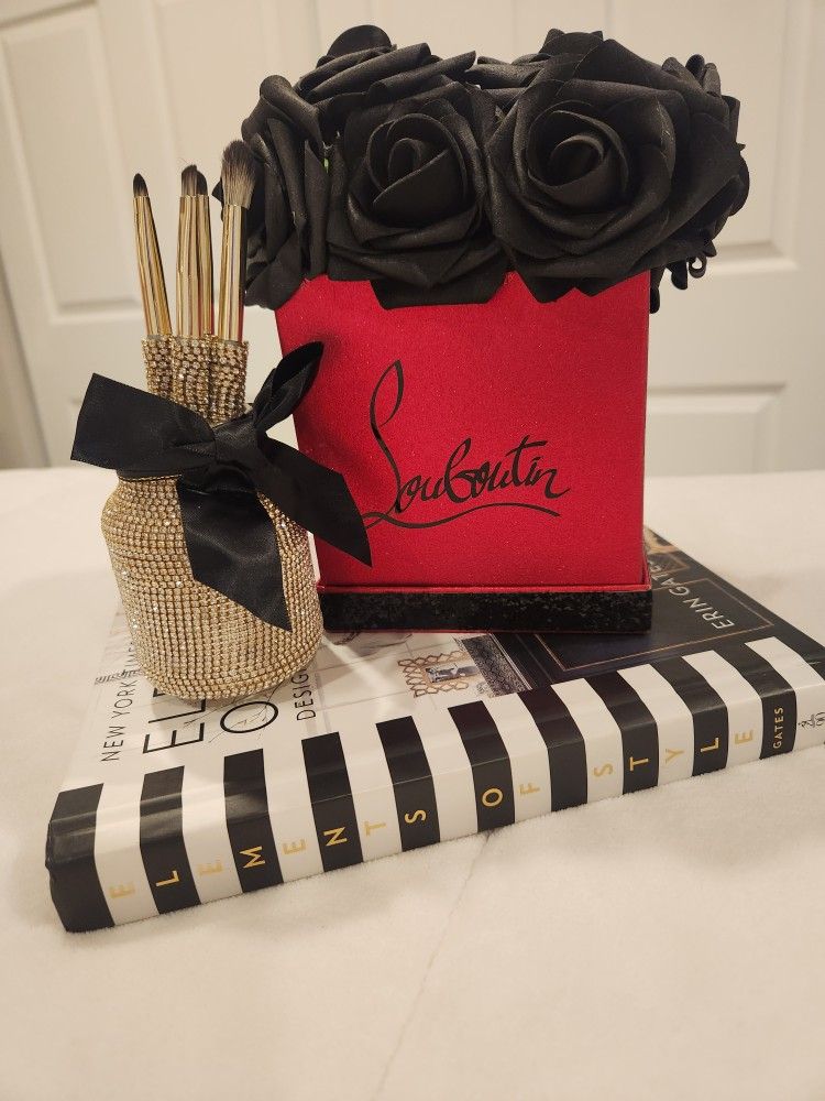 New! Glam Vanity Set!