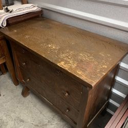 Dresser/Antique Dresser/Wood Dresser/chest/antique chest