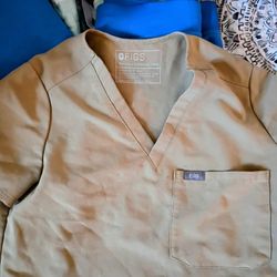 FIGS Womans Scrubs (Set)