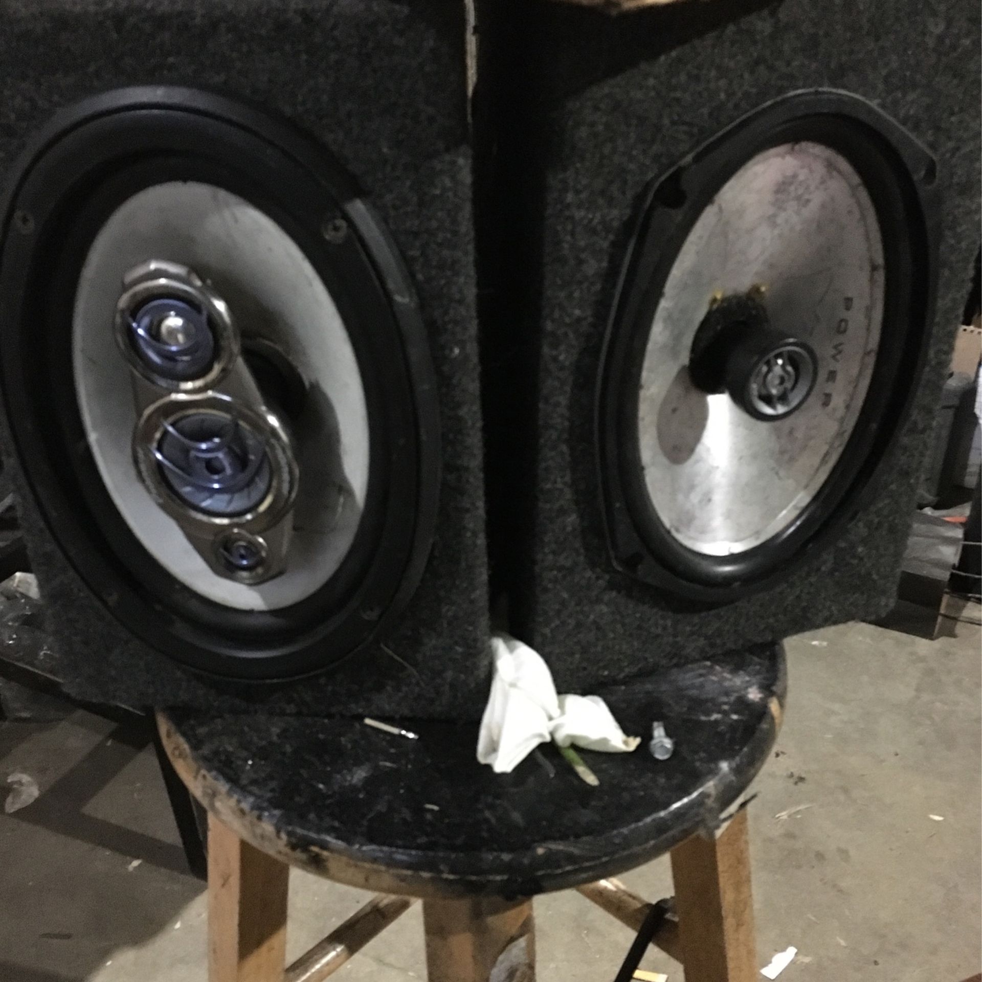 Speaker lot 50
