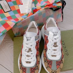 New- Gucci Women Sneaker (size 36)