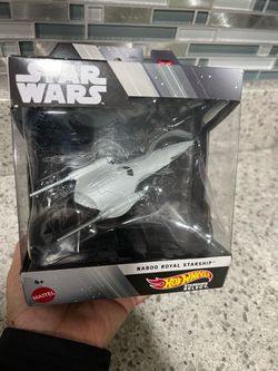 Hot Wheels Star Wars Naboo Royal Starship