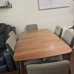 Expandable 6 Chair Table 
