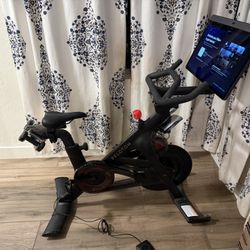 Peloton Bike+